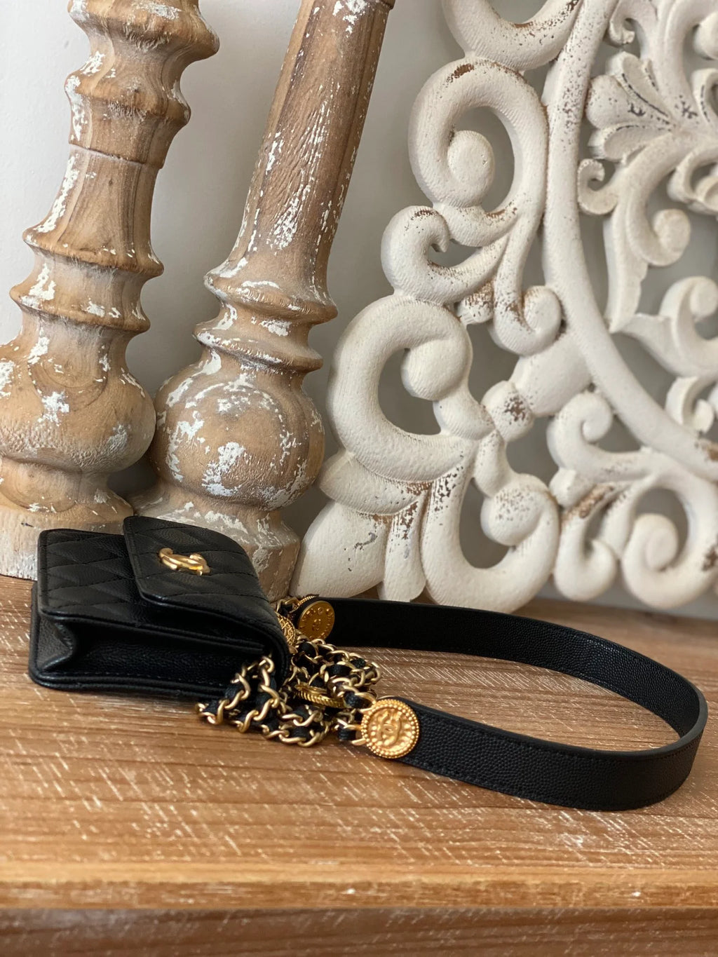 Black Clutch With Chain V928