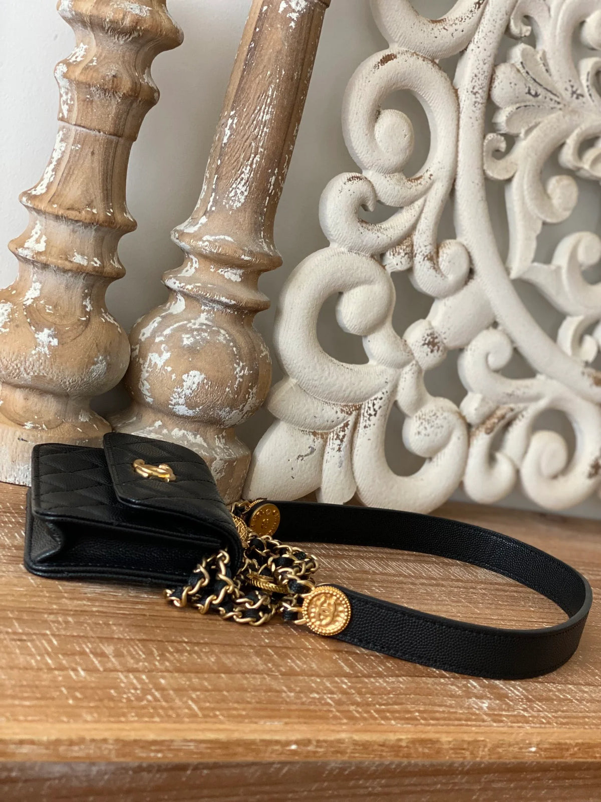 Black Clutch With Chain V928