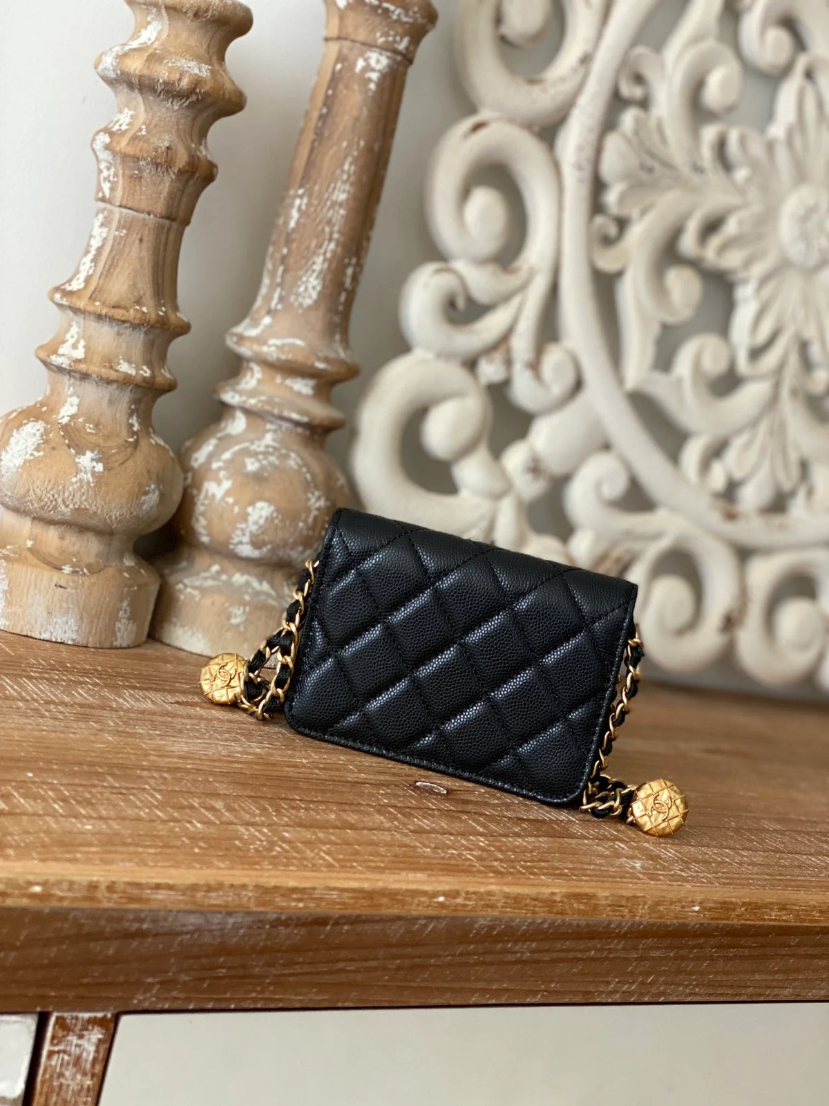 Black Clutch With Chain V928