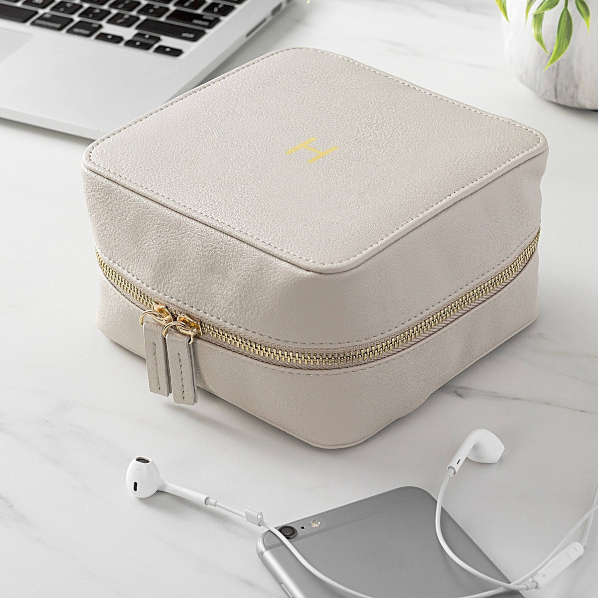 Personalized Pebble Travel Tech Case G101