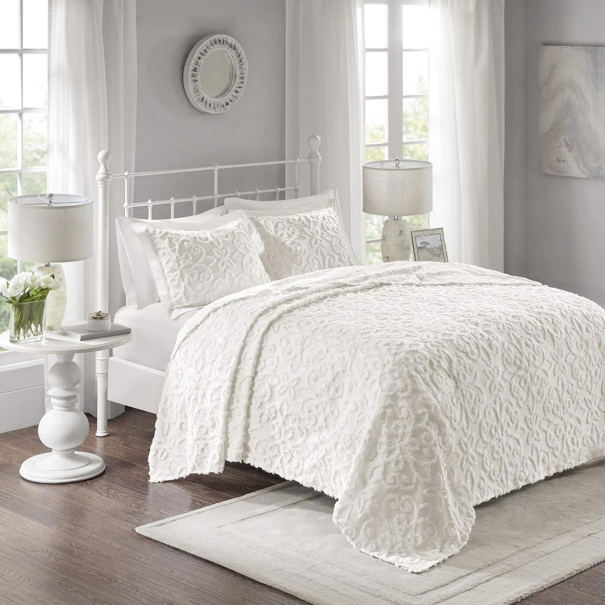 Oversized White Chenille King Bedspread 3 Piece D914