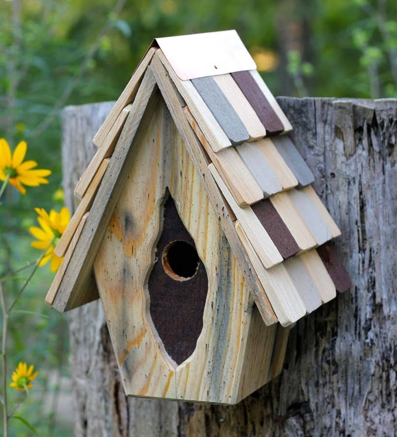Vintage Wren Birdhouse B220369