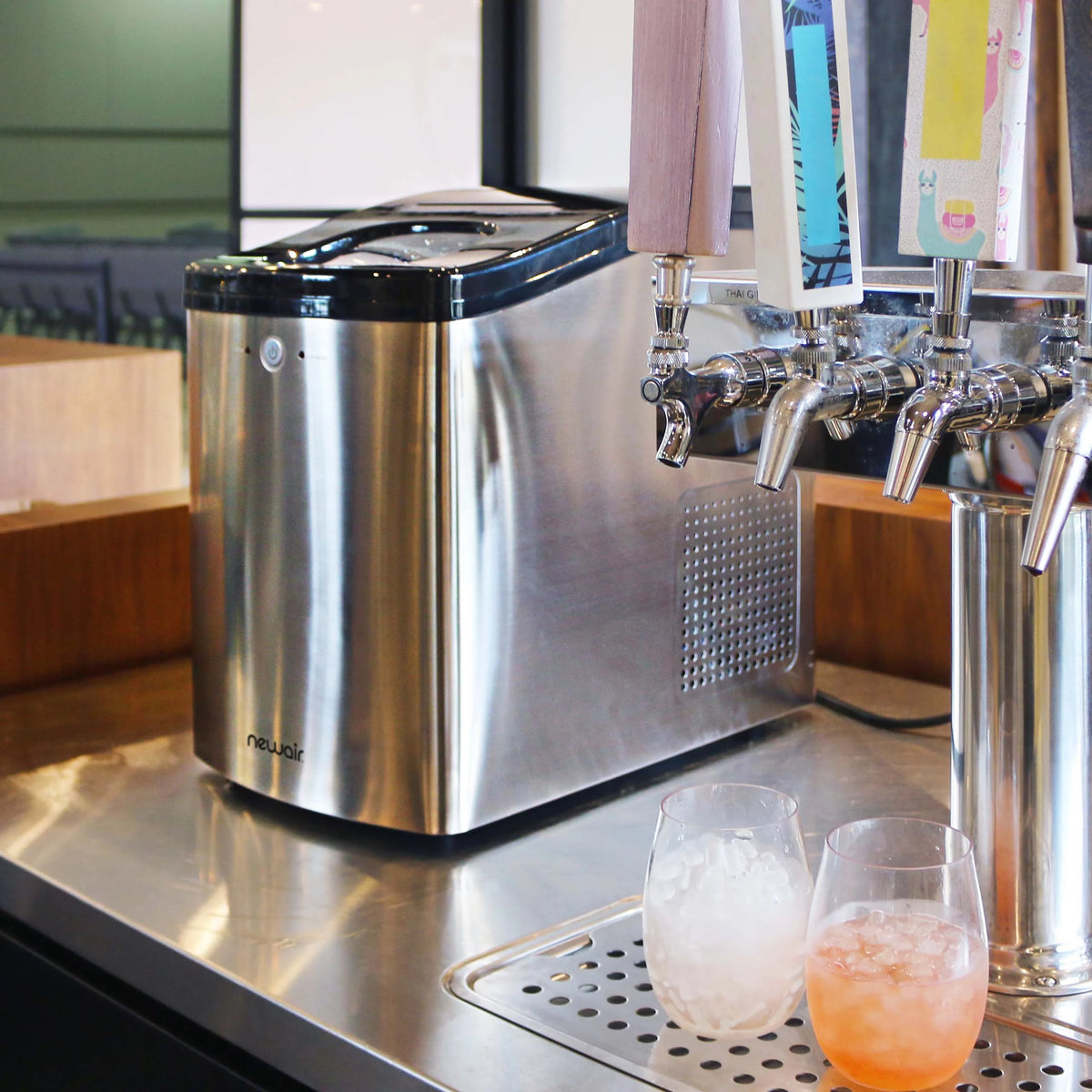 40 lb. Countertop Nugget Ice Maker in Stainless Steel W5670