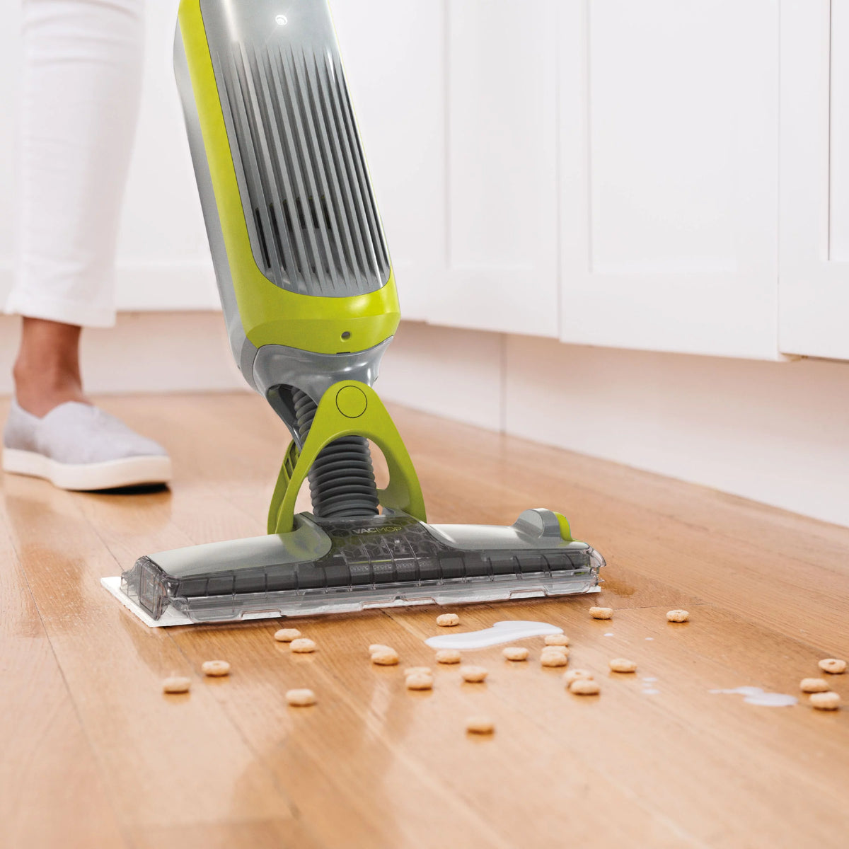 Cordless Hard Floor Vacuum Mop with Disposable Pad F539