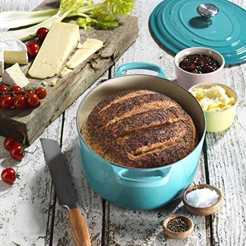 Cast Iron 5-Quart Oval Dutch Oven K280