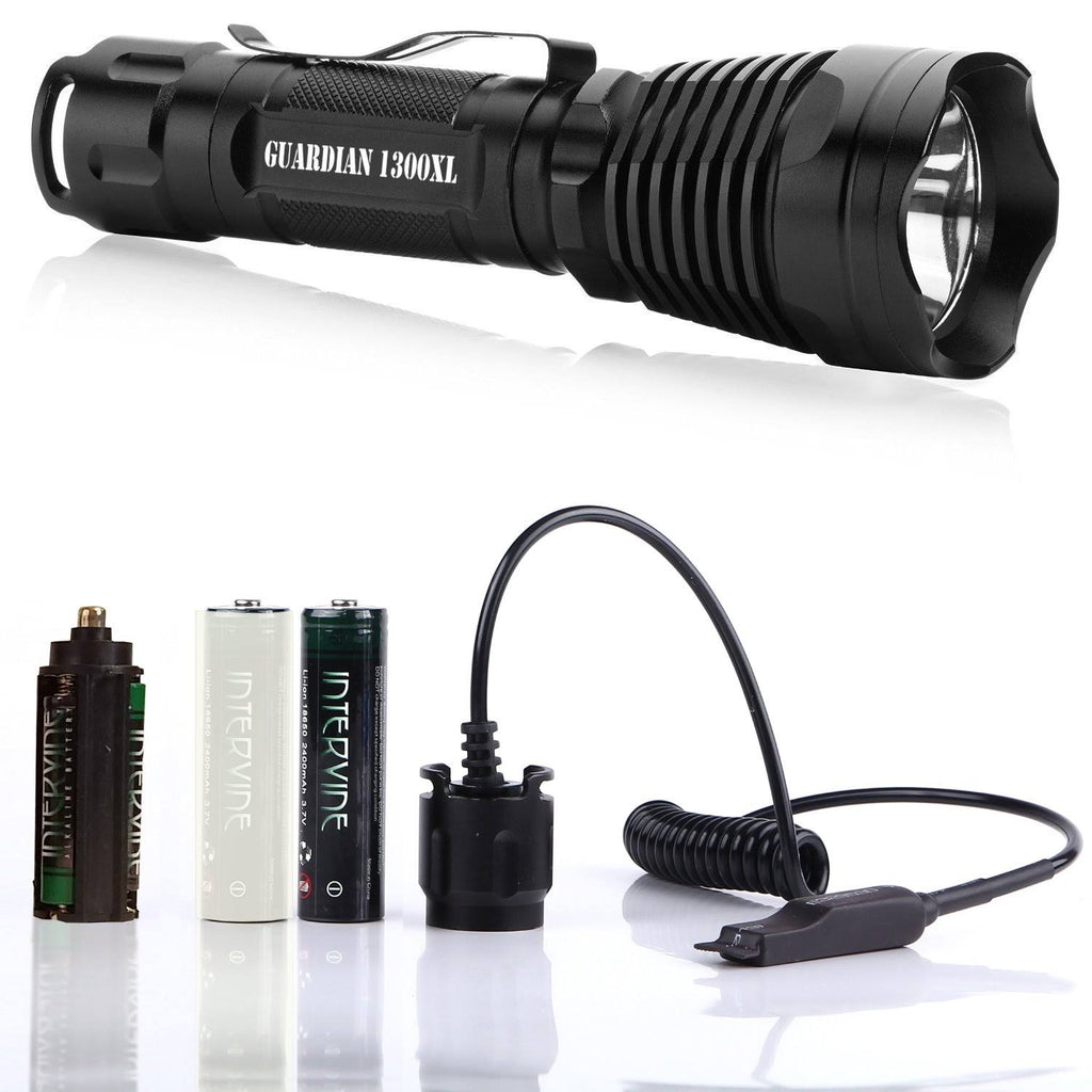 Rechargeable Tactical LED Flashlight with Remote Pressure Switch W771389