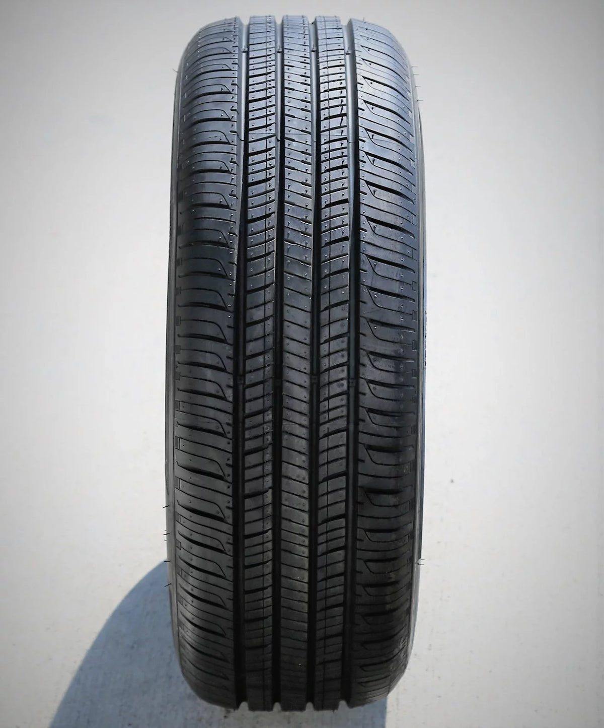 All Season 215/55R16 93H Passenger Tire W7526