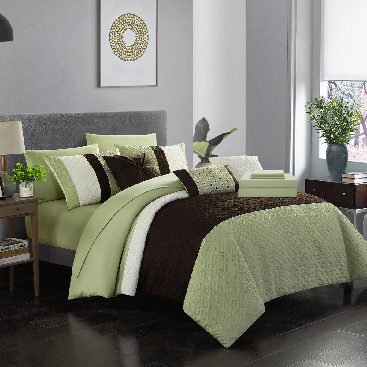 Queen 10 Pieces Green Bed In A Bag I72569