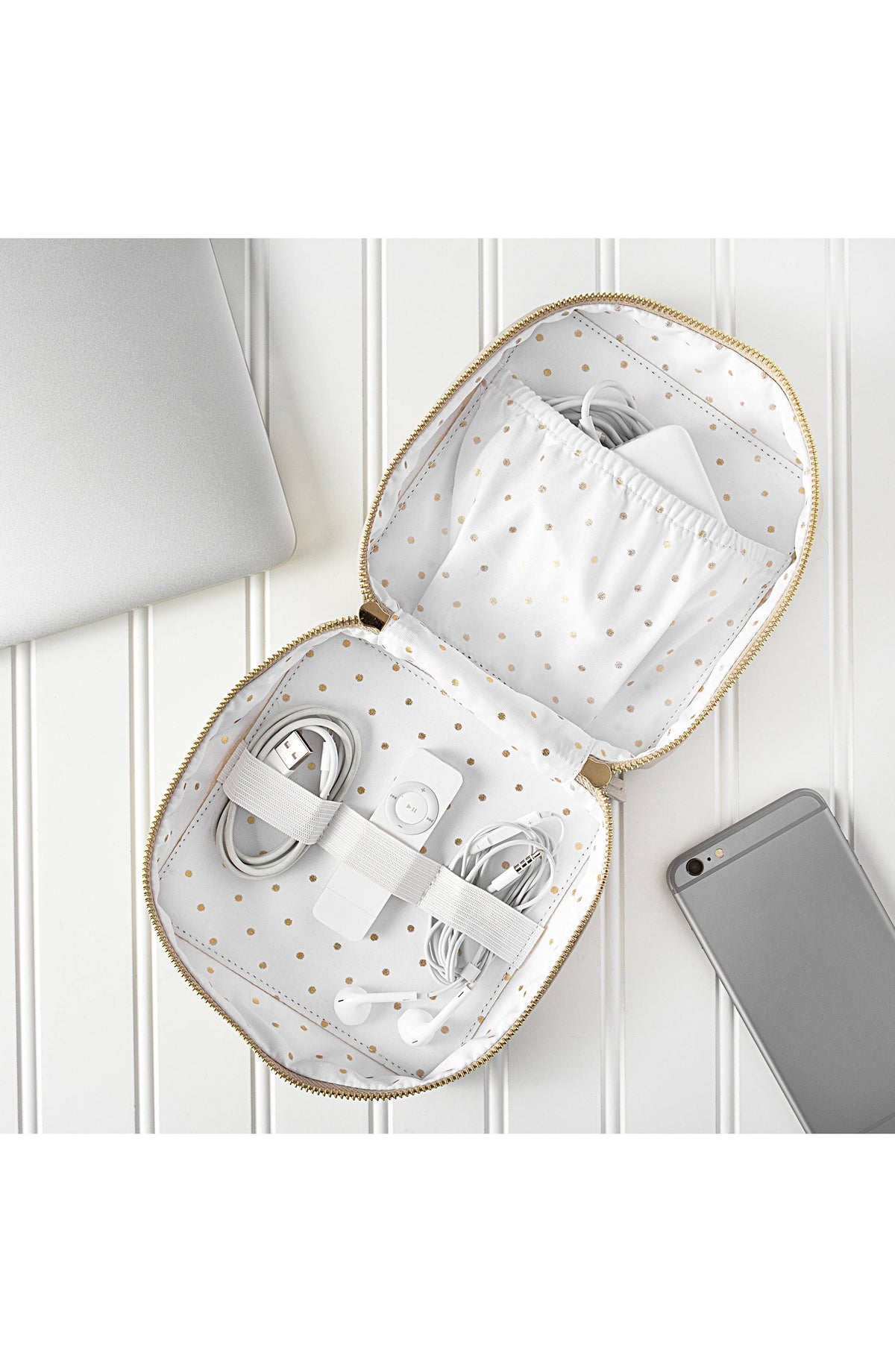 Personalized Pebble Travel Tech Case G101