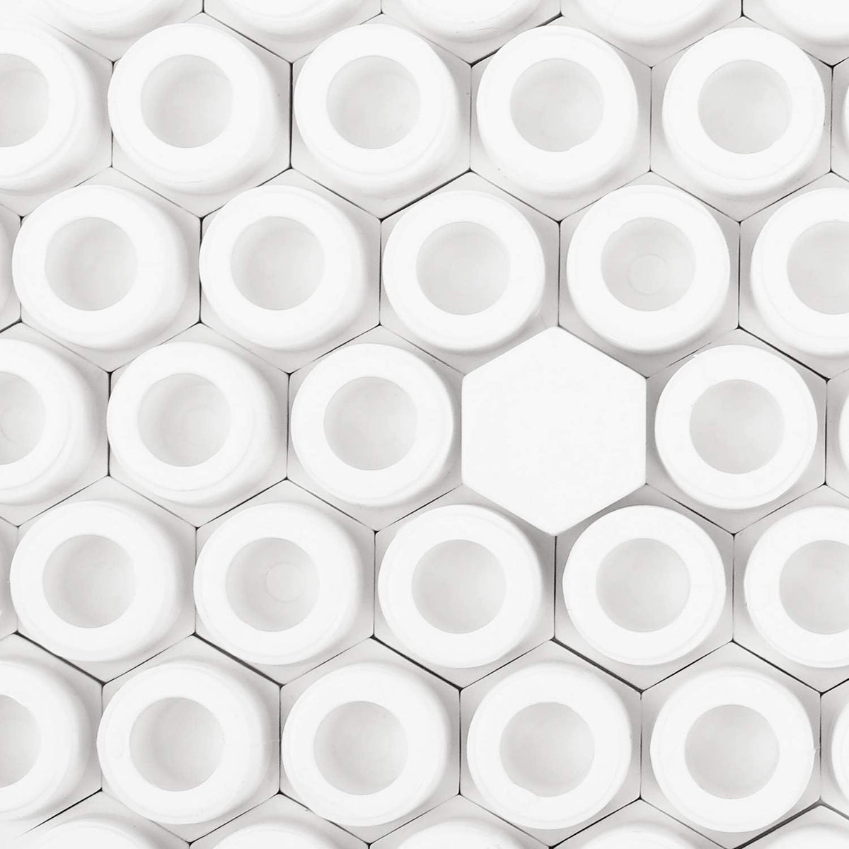 25 Pcs 1/2 Inch White Plastic Water Heater Drain Plug I614