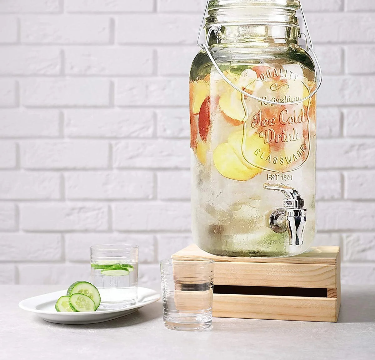 Set of 2 Glass Beverage Dispensers with Spigot E365135